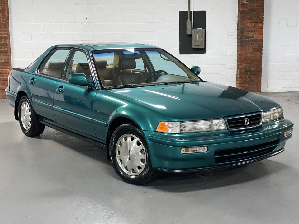 1993 Acura Vigor 3rd Gen - Image 13 of 31