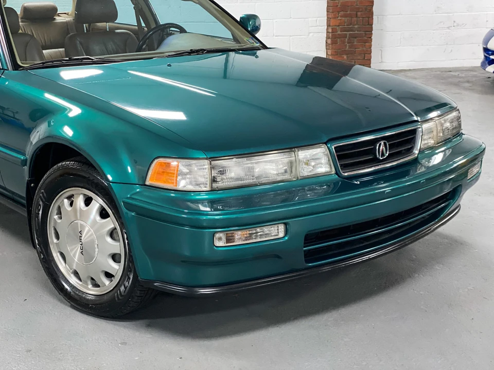 1993 Acura Vigor 3rd Gen - Image 17 of 31