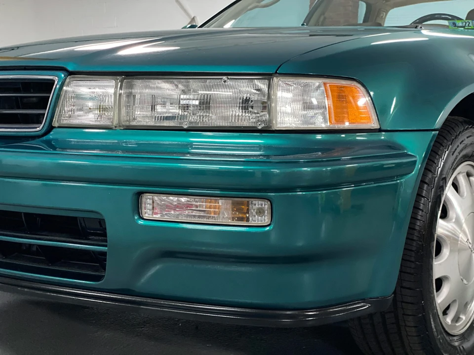 1993 Acura Vigor 3rd Gen - Image 28 of 31