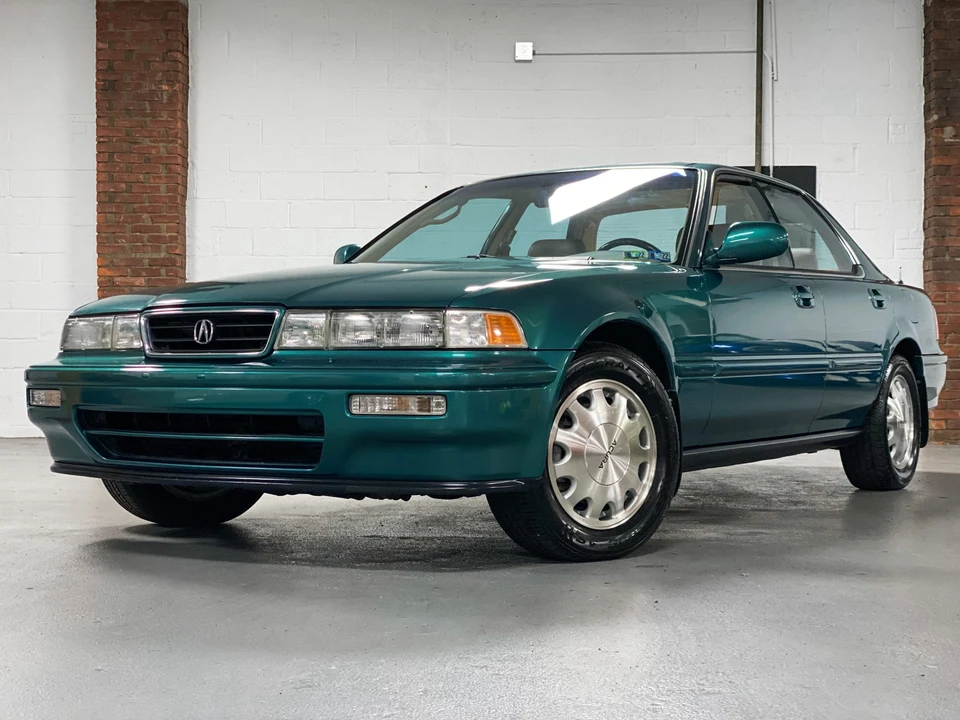 1993 Acura Vigor 3rd Gen - Image 3 of 31