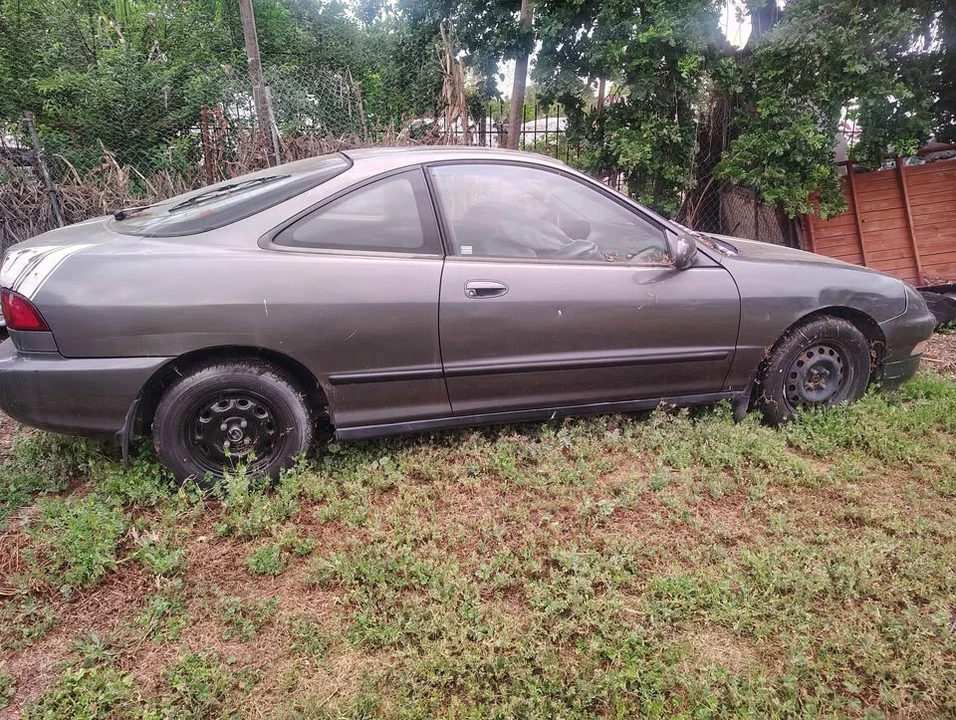 1993 Acura Integra 2nd Gen - Image 3 of 4