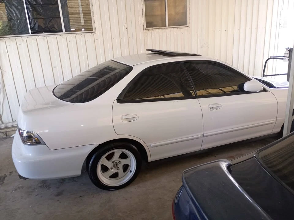 1993 Acura Integra 2nd Gen - Image 2 of 3