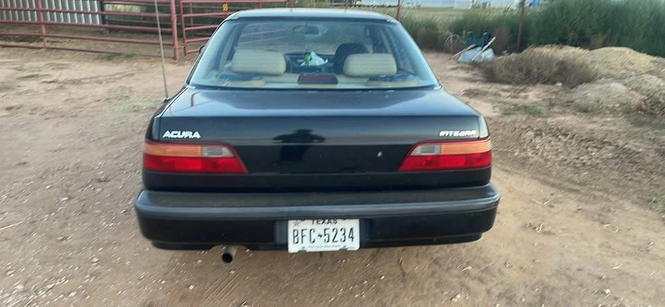 1993 Acura Integra 2nd Gen - Image 2 of 4