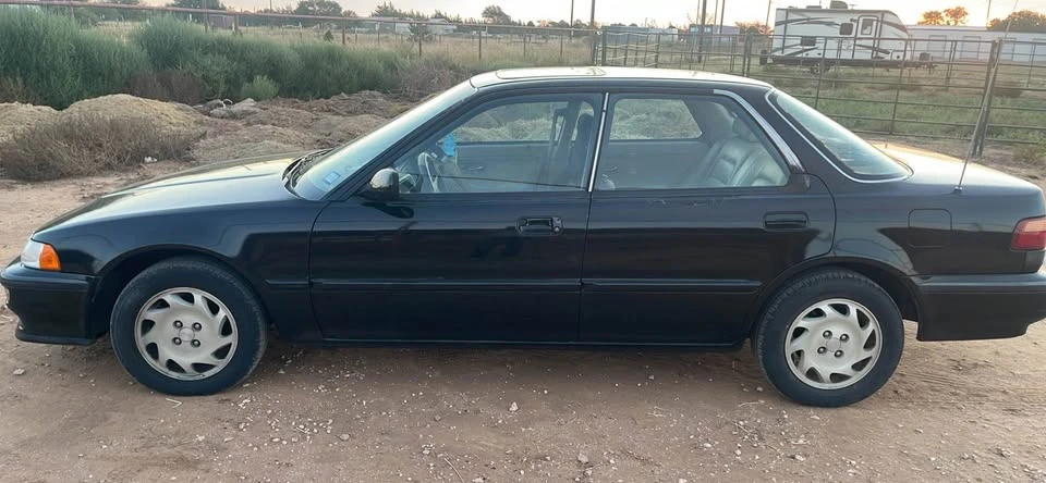 1993 Acura Integra 2nd Gen - Image 3 of 4