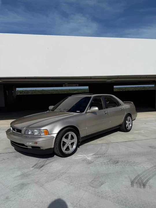 1993 Acura Legend 2nd Gen - Image 4 of 8