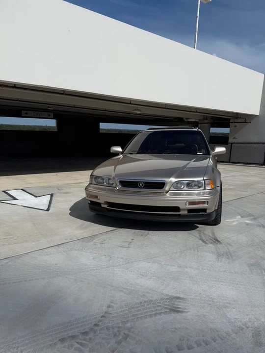 1993 Acura Legend 2nd Gen - Image 5 of 8