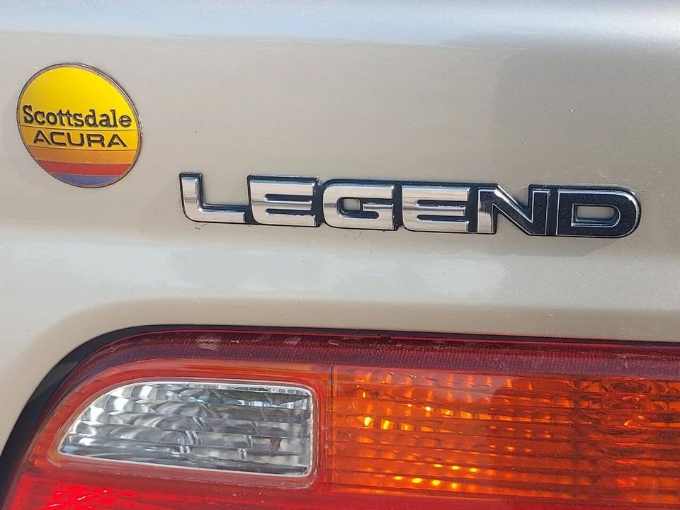 1993 Acura Legend 2nd Gen - Image 12 of 20
