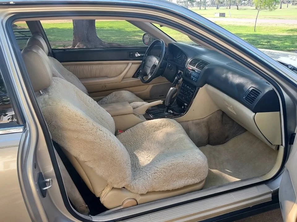 1993 Acura Legend 2nd Gen - Image 17 of 20