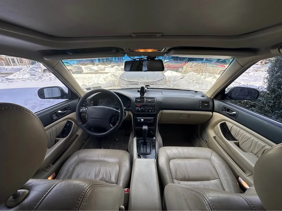 1993 Acura Legend 2nd Gen - Image 14 of 16