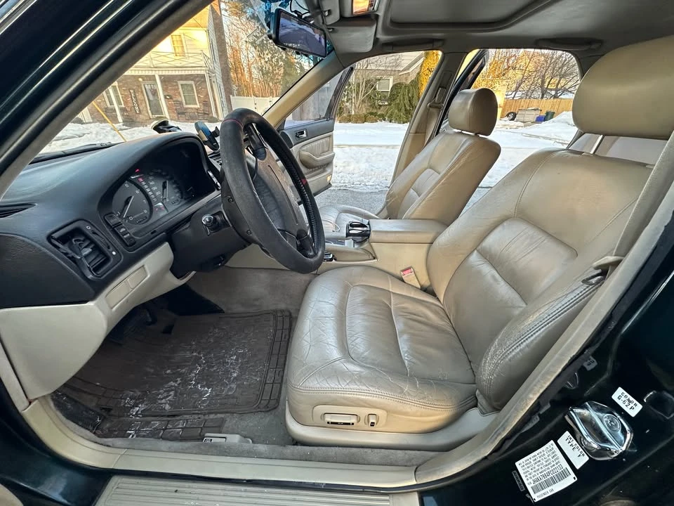 1993 Acura Legend 2nd Gen - Image 14 of 19