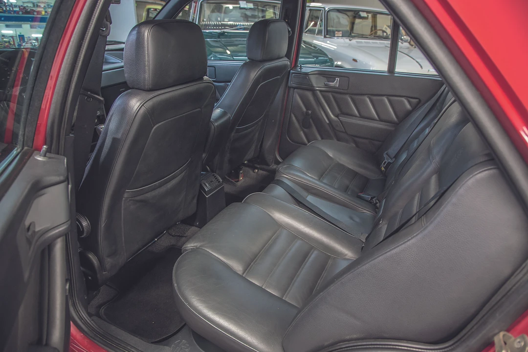 1993 Alfa Romeo 155 - Image 5 of 14