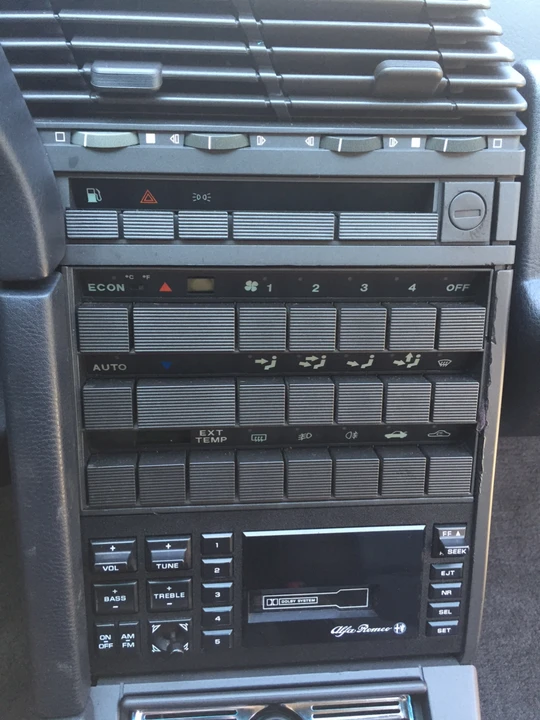 1993 Alfa Romeo 164 - Image 18 of 31
