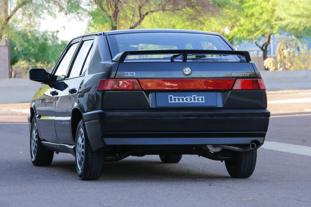 1993 Alfa Romeo - Image 9 of 31