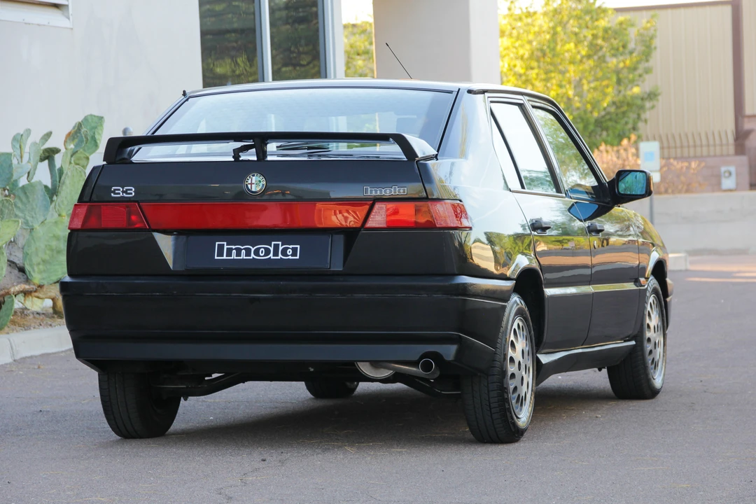 1993 Alfa Romeo - Image 11 of 31