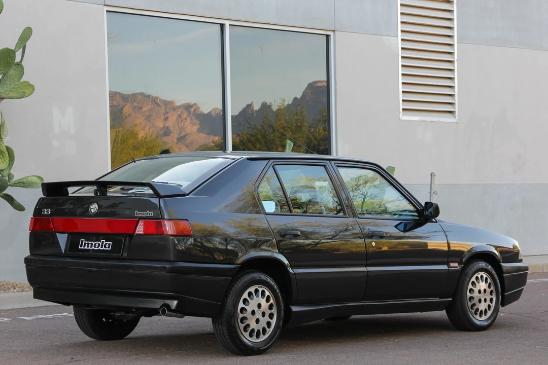 1993 Alfa Romeo - Image 14 of 31