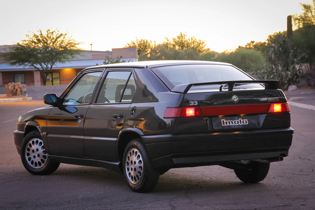 1993 Alfa Romeo - Image 20 of 31
