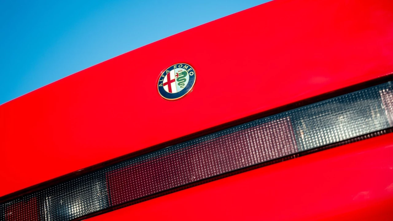 1993 Alfa Romeo RZ - Image 28 of 31