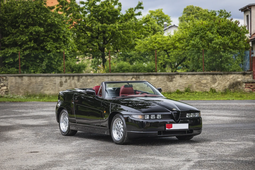1994 Alfa Romeo RZ - Image 3 of 31