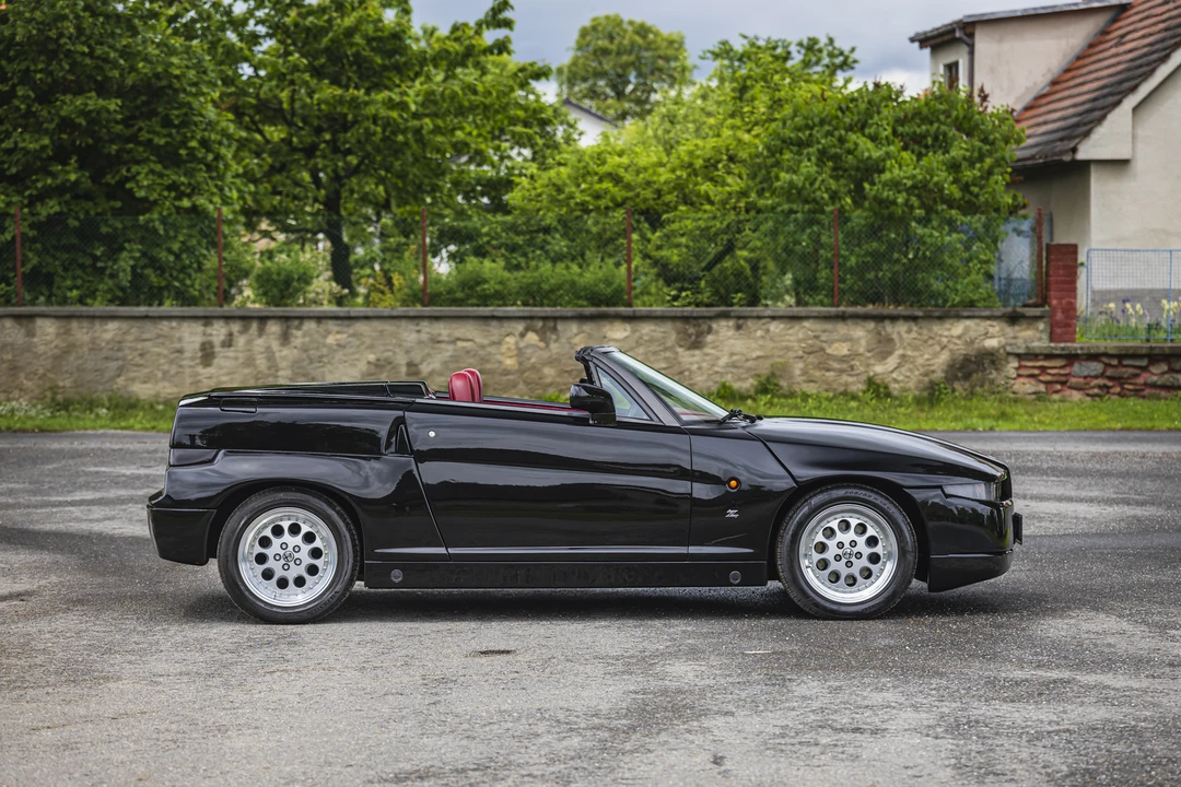 1994 Alfa Romeo RZ - Image 4 of 31