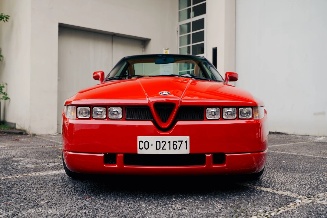 1993 Alfa Romeo SZ - Image 8 of 16