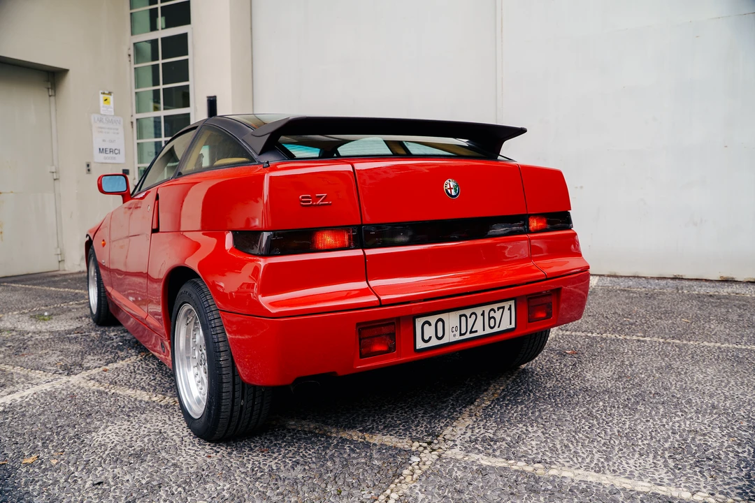 1993 Alfa Romeo SZ - Image 6 of 16
