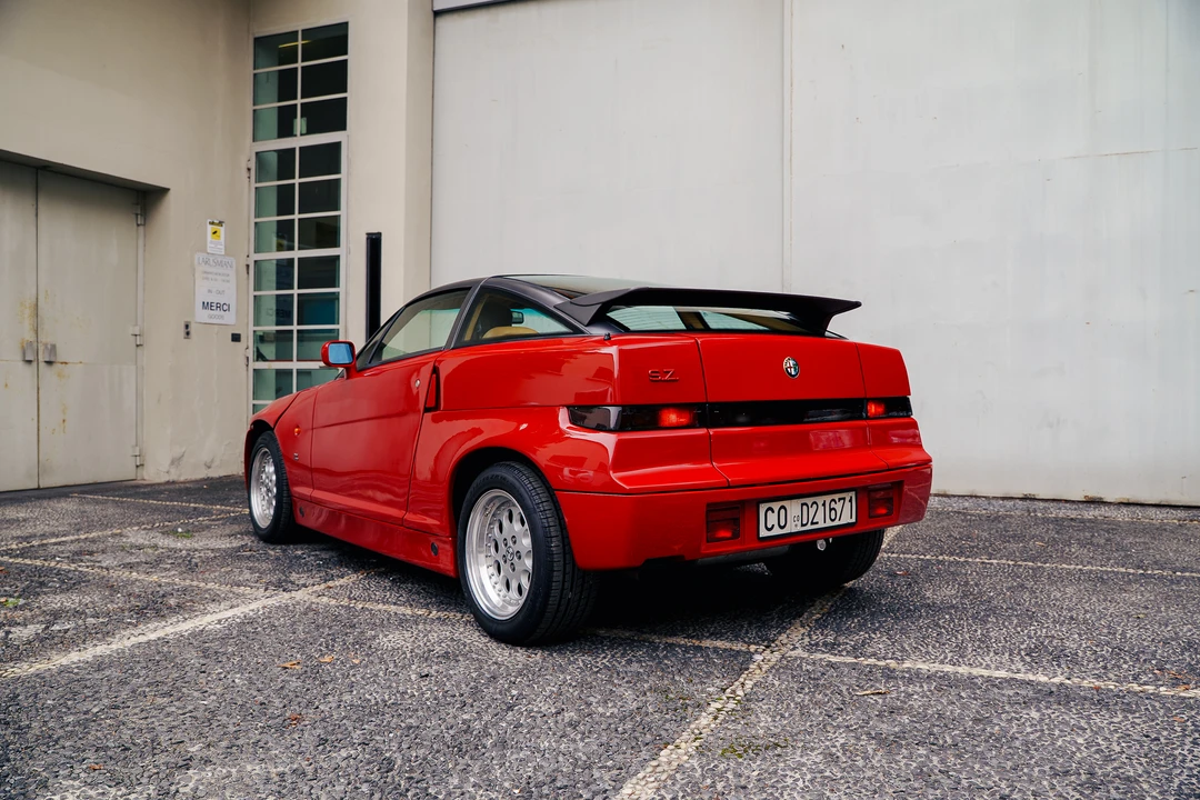 1993 Alfa Romeo SZ - Image 7 of 16