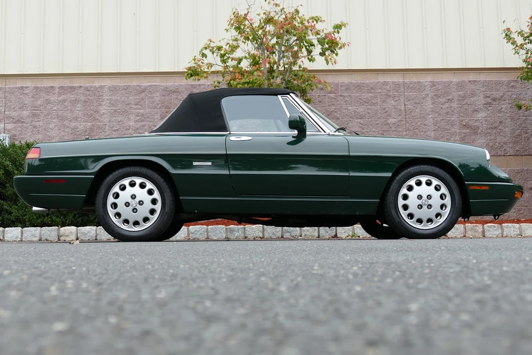 1993 Alfa Romeo Series 4 - Image 16 of 31