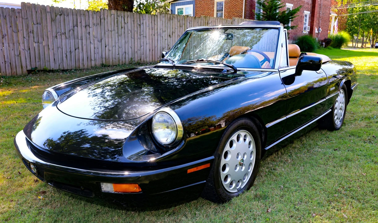 1993 Alfa Romeo Series 4 - Image 2 of 31