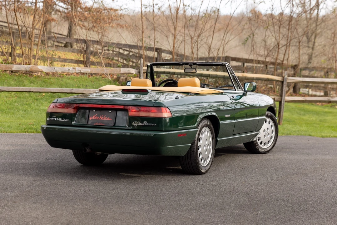 1993 Alfa Romeo Series 4 - Image 13 of 31