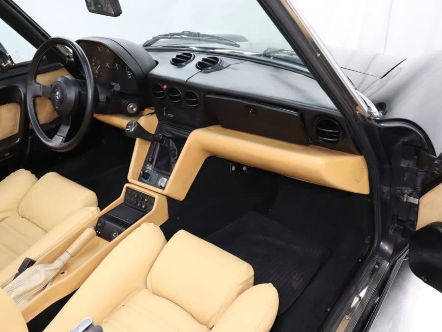 1993 Alfa Romeo Series 4 - Image 29 of 31