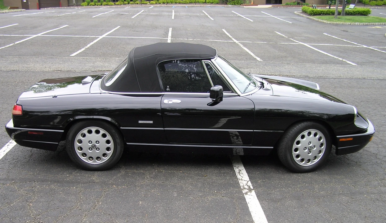 1993 Alfa Romeo Series 4 - Image 7 of 31