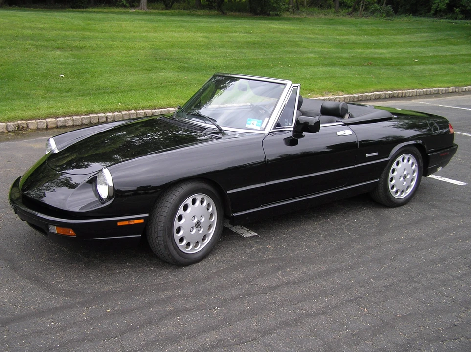 1993 Alfa Romeo Series 4 - Image 2 of 31