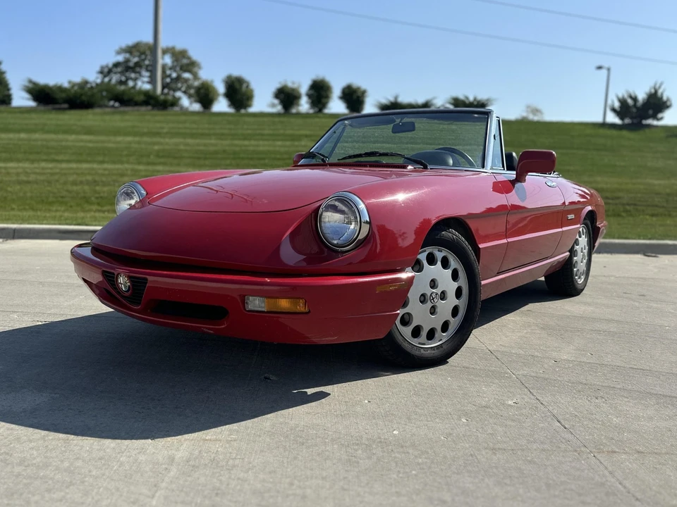 1993 Alfa Romeo Series 4 - Image 2 of 31