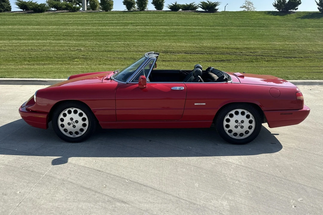 1993 Alfa Romeo Series 4 - Image 5 of 31