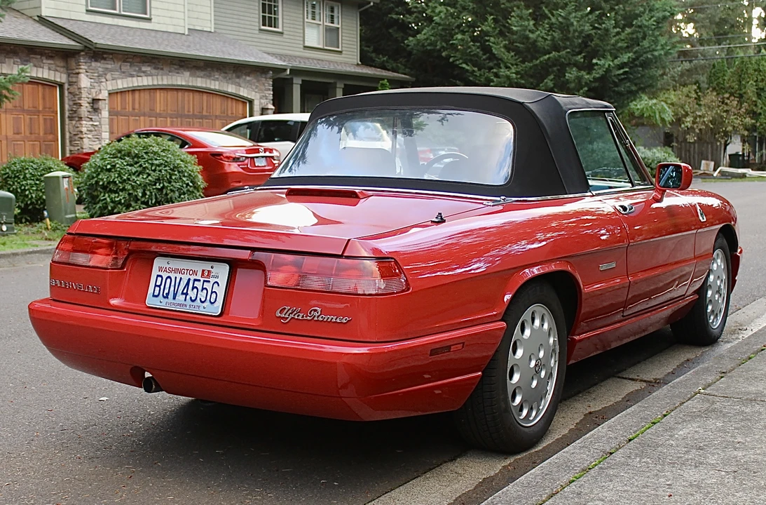 1993 Alfa Romeo Series 4 - Image 25 of 31