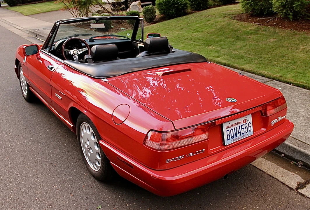 1993 Alfa Romeo Series 4 - Image 17 of 31