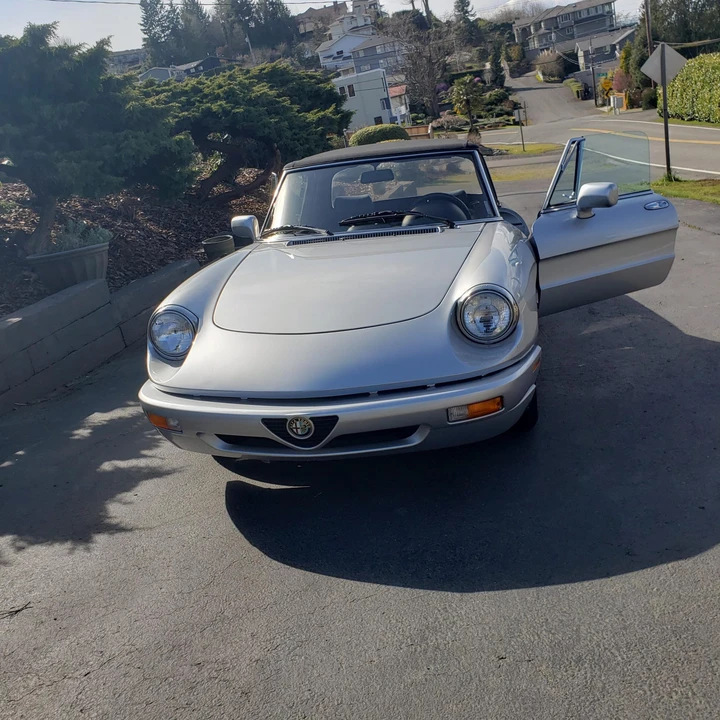 1993 Alfa Romeo Series 4 - Image 2 of 31