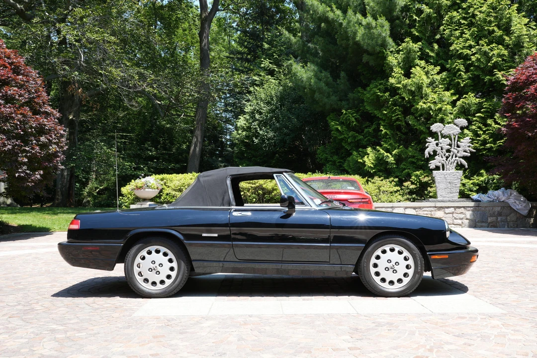 1993 Alfa Romeo Series 4 - Image 9 of 30