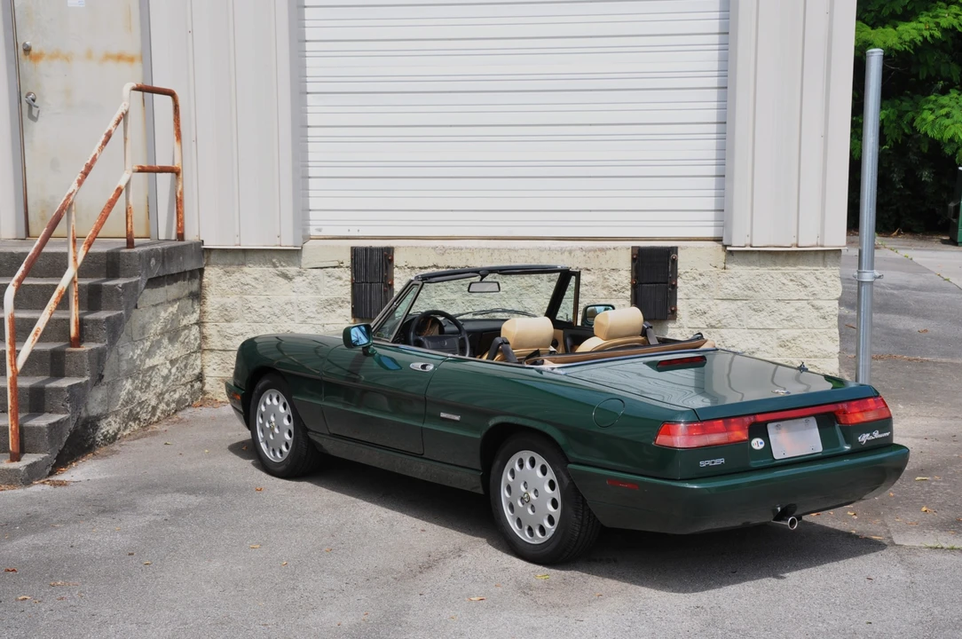 1993 Alfa Romeo Series 4 - Image 12 of 31