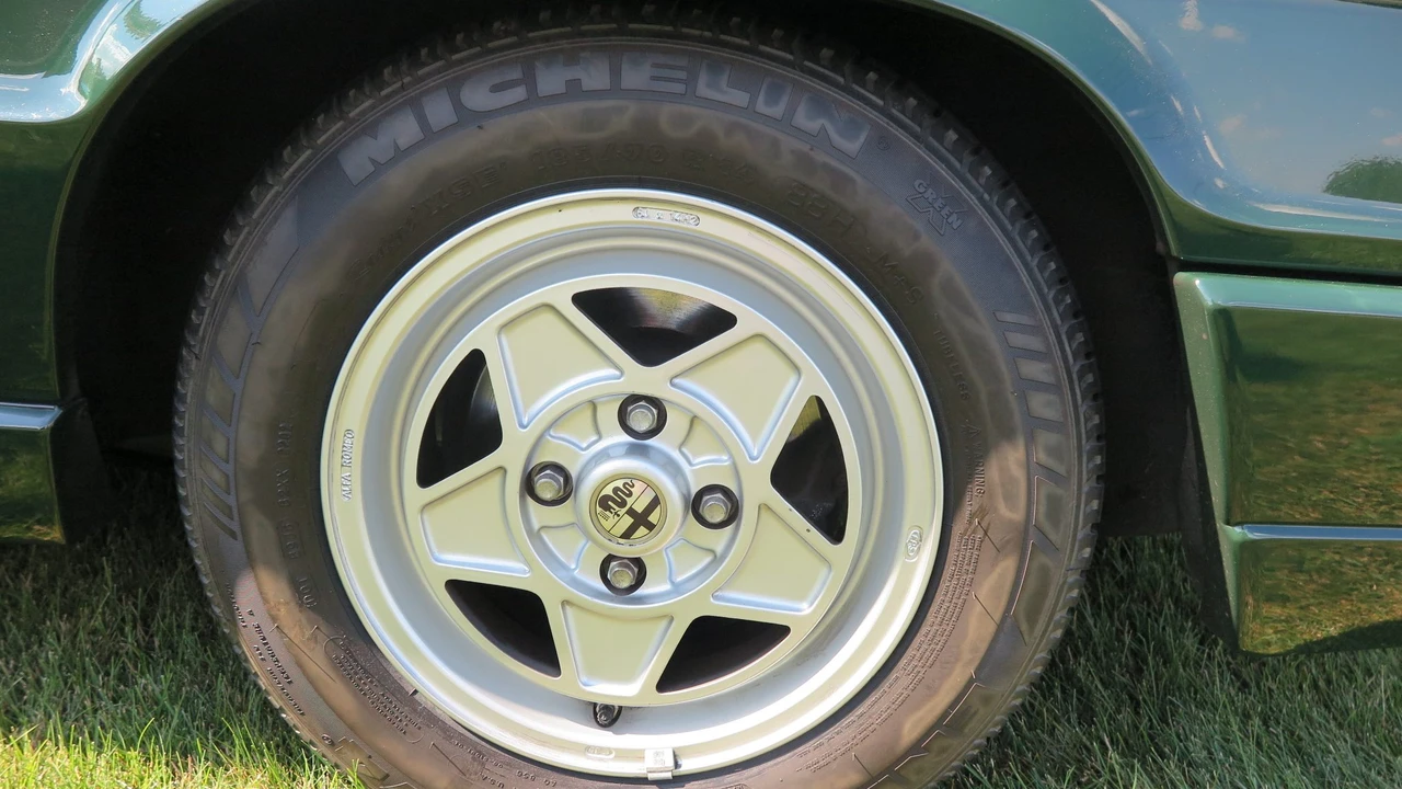 1993 Alfa Romeo Series 4 - Image 25 of 31