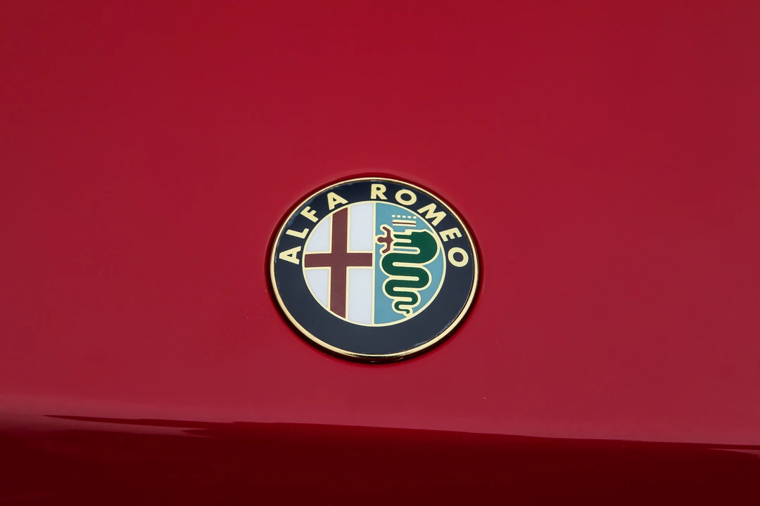 1993 Alfa Romeo Series 4 - Image 25 of 31