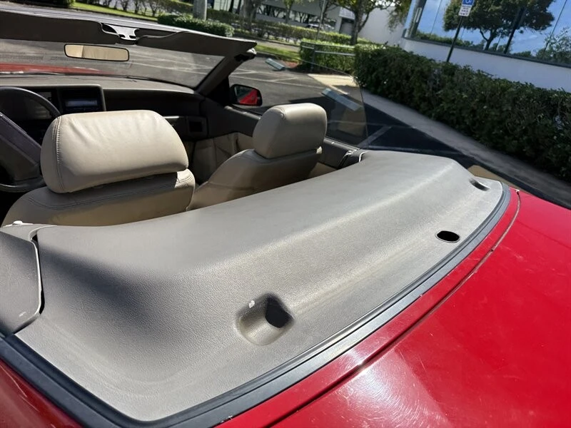 1993 Cadillac Allante - Image 19 of 21