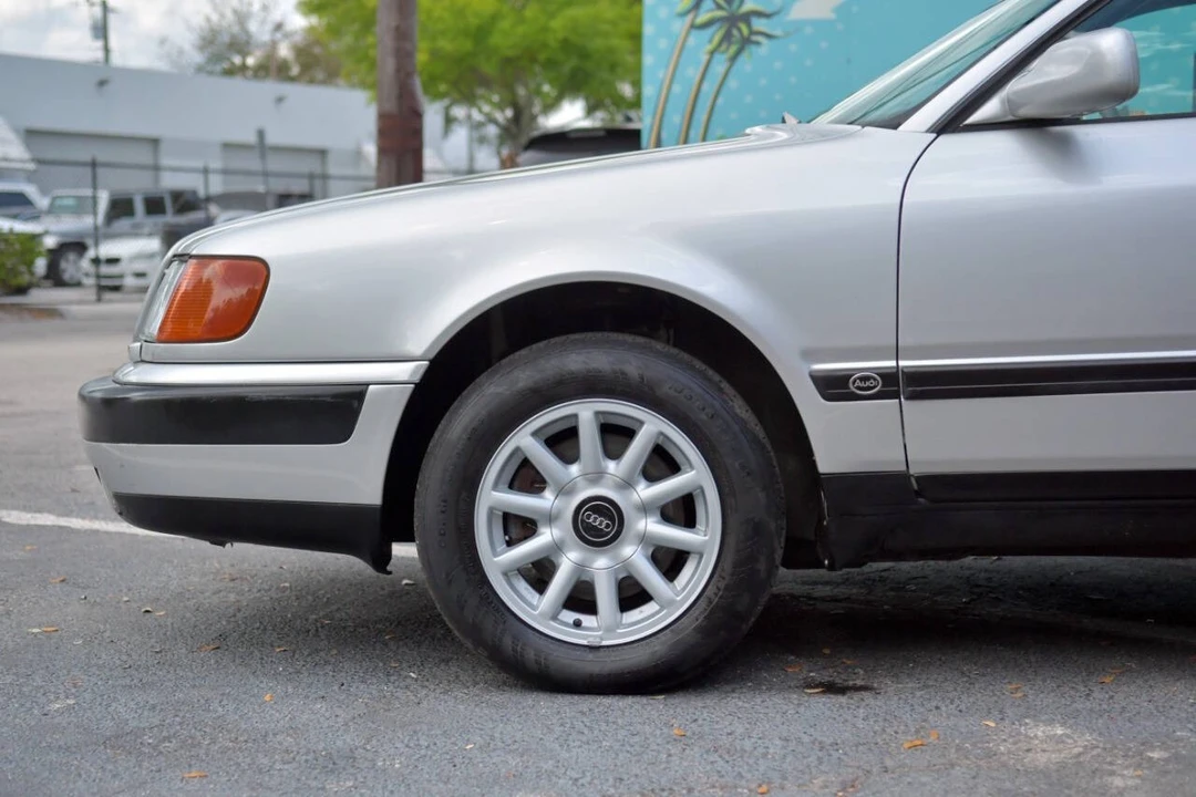 1993 Audi C4 100 - Image 8 of 12