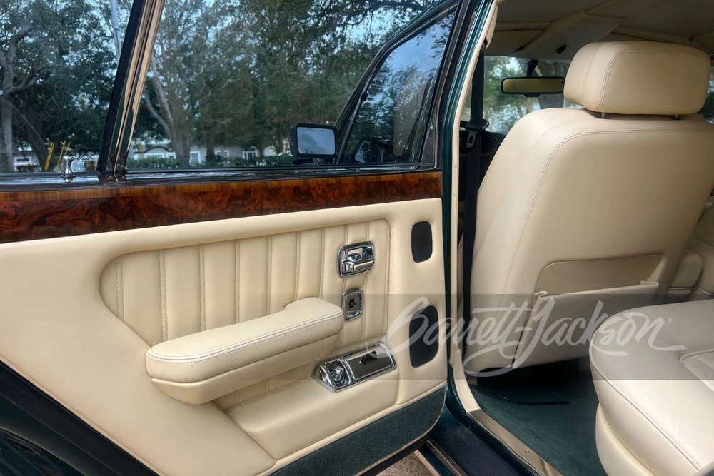 1993 Bentley Brooklands - Image 18 of 29