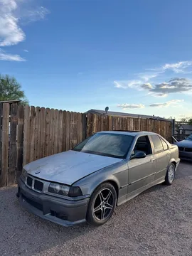 1993 BMW 3 Series 325i Sedan 4D