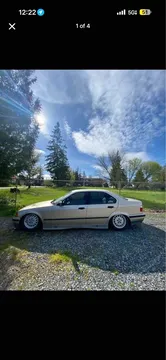 1993 BMW 3 Series 325i Sedan 4D