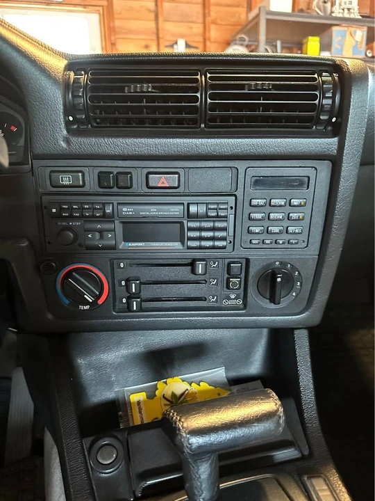 1993 BMW E30 3 Series - Image 6 of 11