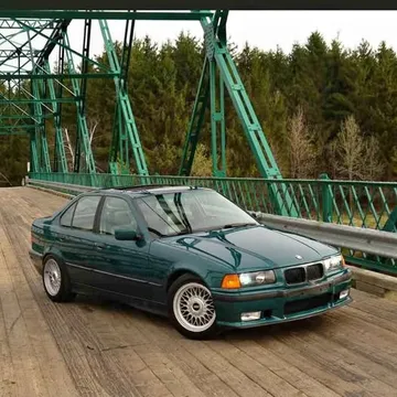 1993 BMW 3 Series 320i