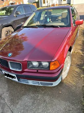 1993 BMW 3 Series 325i Sedan