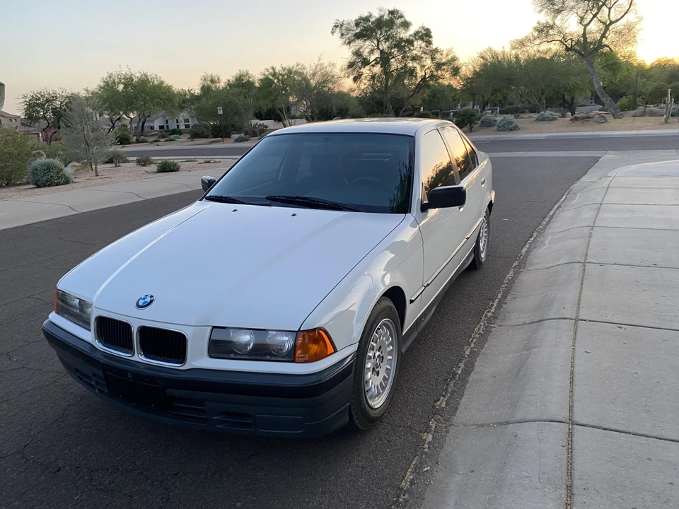 1993 BMW E36 3 Series - Image 3 of 31